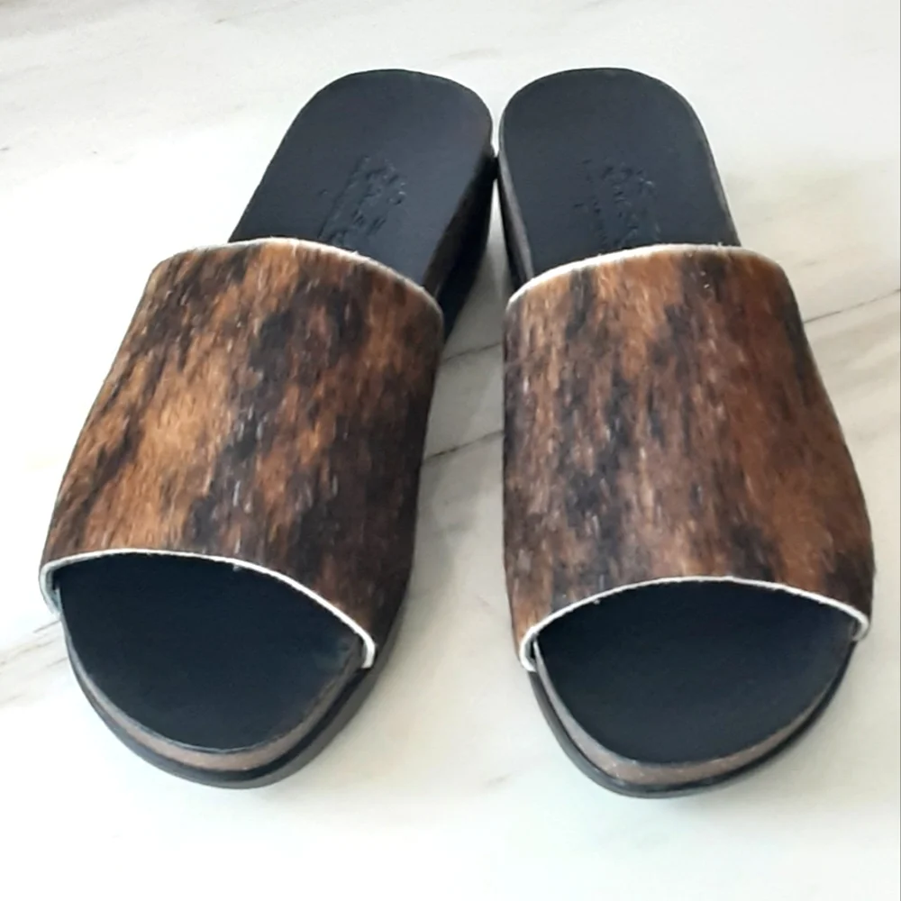 Agave Sky Tan | Black Cow Hide Wedge Comfort Slide Sandals Sz 8 - NWOT